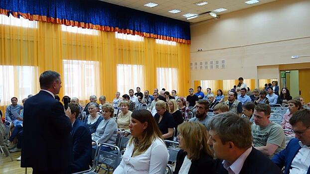 Вчера в Ясеневе состоялась встреча с администрацией района