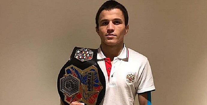 Двоюродный брат Нурмагомедова победил в PFL