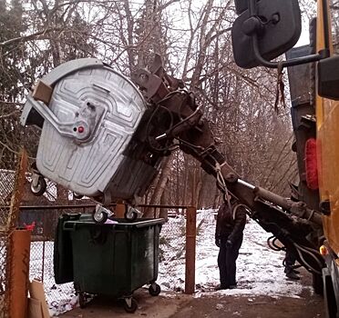 Мусор из Костромы теперь увозят иногородние