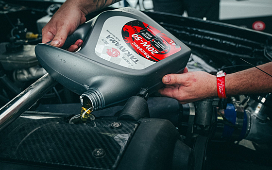 Завершены испытания спортивного моторного масла, выпущенного в Калужской области