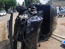 В Саратовской области «семерка» влетела в дорожный знак и перевернулась