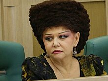 Как Валентина Петренко выглядела раньше без своей знаменитой прически
