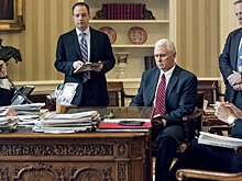 Напряженные дебаты в Овальном кабинете: разговор о спецпрокуроре, военном положении и конфликт советников Трампа (CNN, США)