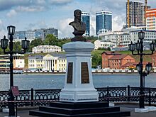 Ижевчане пожаловались на состояние недавно отремонтированного памятника Андрею Дерябину