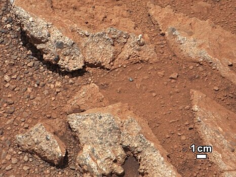 Ровер Curiosity нашел на Марсе речную гальку