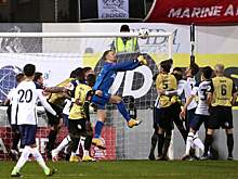 «Тоттенхэм» подарил «Марину» футболки всего состава «шпор» из-за запрета меняться майками после игры