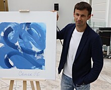 В Эрмитаже открылась выставка картин «Синие квадраты», созданных игроками «Зенита»