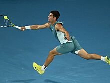 Карлос Алькарас возмутился решением закрыть крышу на Род Лэйвер Арене