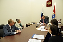 Губернатор Дмитрий Азаров помог землякам решить жилищные вопросы