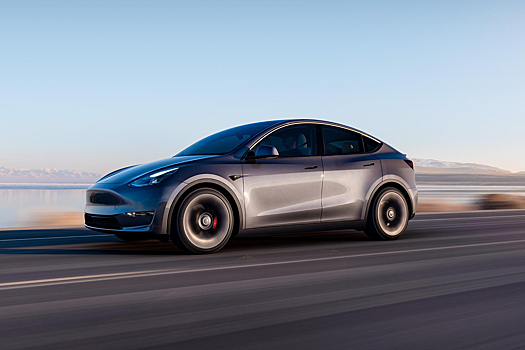 За подешевевшими электрокарами Tesla выстраиваются очереди