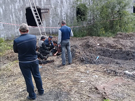 Прокуратура начала проверку после обрушения на бывшем заводе на Сахалине