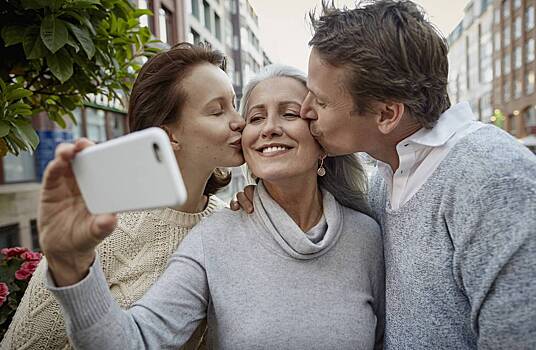 Международный день тещи в 2026 году: история и традиции праздника