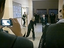 Родители просят Высокинского отстранить директора школы, где ученику сломали позвоночник