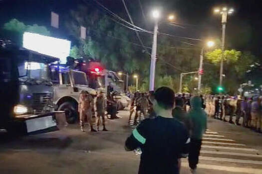 ГУВД: четверо иностранцев задержаны после беспорядков в Бишкеке