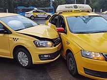 В России хотят упорядочить деятельность агрегаторов такси