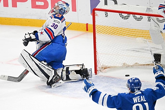 Московское "Динамо" обыграло СКА в первом матче плей-офф КХЛ