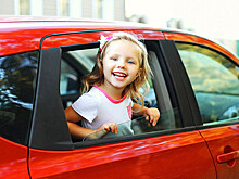 Как нужно чистить салон автомобиля, если у ребенка аллергия: 5 советов от экспертов