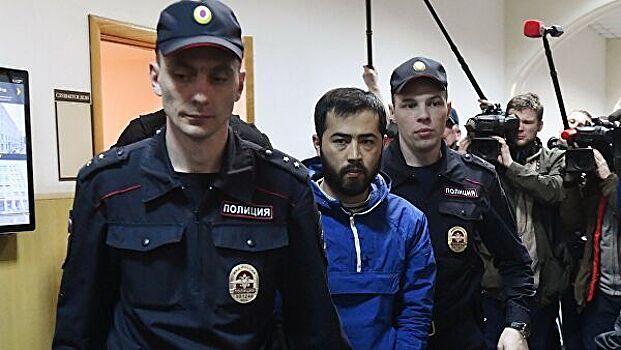 Суд продлил срок заключения обвиняемым по делу теракта в метро Петербурга
