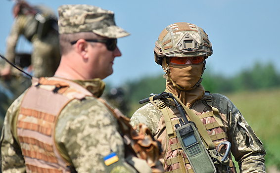 Украина сообщила о ранении четырех военных в Донбассе