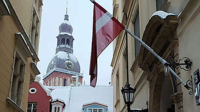 Суд в Латвии приговорил россиянина к лишению свободы за ролики о ВС РФ