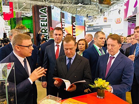 Текслер презентовал Медведеву достижения аграриев Челябинской области