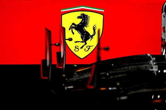 Автоконцерн Ferrari продал рекордное число автомобилей в 2022 году
