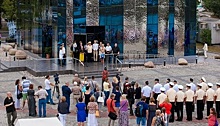 Калининградские музейщики покажут петербуржцам голубую бабочку из янтаря
