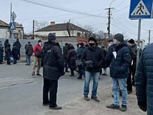 Работники судоремонтного завода взбунтовались в Мариуполе - видео