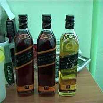 В Мытищах из подпольного цеха изъяли более 60 тыс. бутылок виски и коньяка