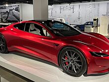 «Реактивный» Tesla Roadster разгонится до «сотни» всего за секунду