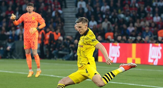 Шлоттербек повредил связки голеностопа в матче с «Барсой». Защитник «Дортмунда» вряд ли сыграет до конца года