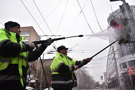 Дороги и дворы Москвы в третий раз после зимы помоют с шампунем