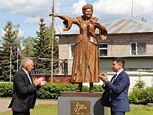 В Башкирии открыли памятник Хание Фархи