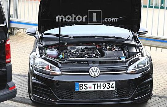 Новый Volkswagen Golf VIII может оказаться без кузова Wagon Dropped