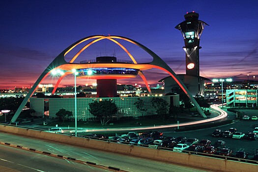 Девять тайн, которые скрывает аэропорт Лос-Анджелеса