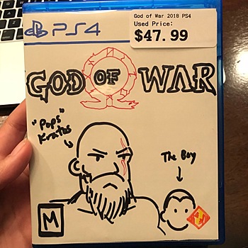 Игрок купил подержанную копию God of War с нарисованной от руки обложкой — разработчики предложили замену