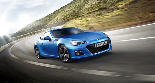 Тюнер Varis демонстрирует в Токио агрессивные модификации для Toyota GR Yaris, GR86 и Subaru BRZ