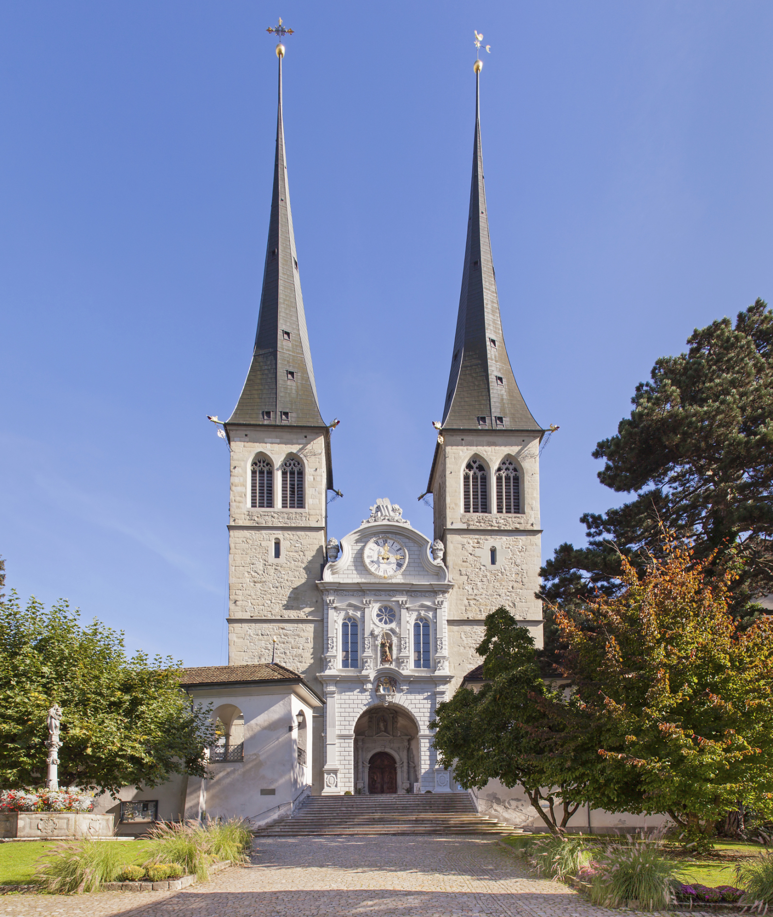 Церковь Св. Леодегара, Люцерн, Швейцария, Европа