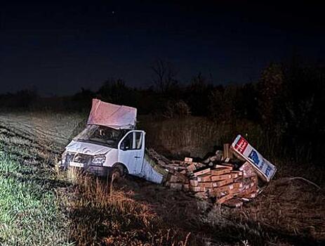 На трассе М-5 под Сызранью пострадал водитель съехавшей в кювет "Газели"