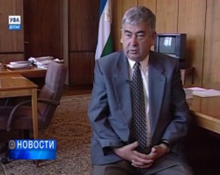 Основателя и первого председателя Конституционного суда республики вспоминают в эти дни