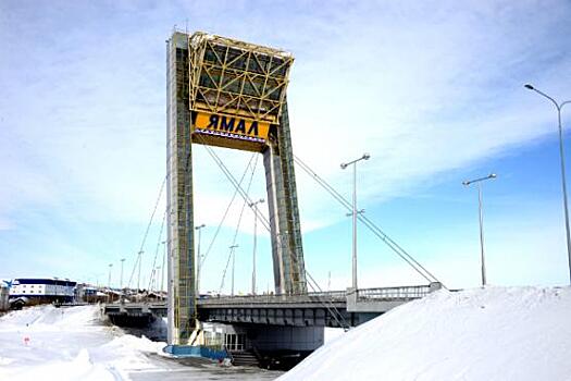 Легендарный ресторан на мосту в Салехарде вновь открылся (ФОТО)