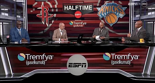 Шакил О′Нил еле сдерживал смех, когда Чарльз Баркли оговорился, сказав «Нью-Йорк Мудаки»