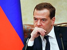 Медведев утвердил список аэропортов федерального значения