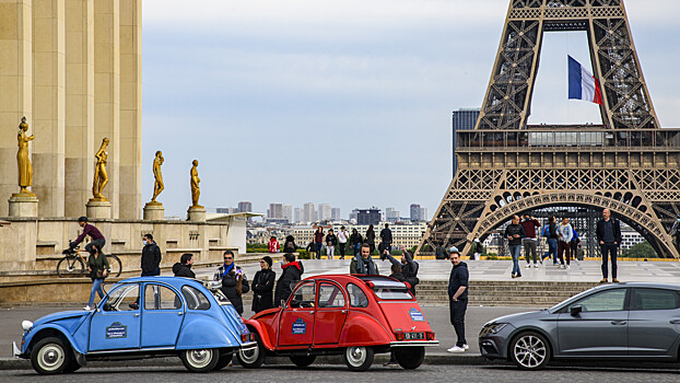 Что произошло в мире 6 февраля: кризис во Франции и авиакатастрофа
