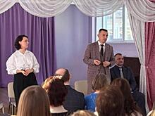 Хинштейн заявил, что прогимназия Радуга в Курске продолжит работу несмотря на долги