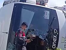Shot: Туристический автобус перевернулся в Турции, пострадали 18 россиян