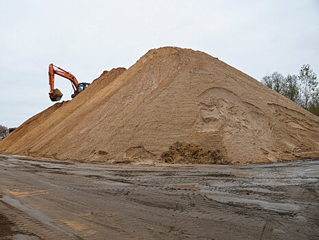 Дорогам Твери на зиму нужно 30 000 тонн пескосоляной смеси