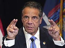 Обвиненный в домогательствах губернатор Нью-Йорка объявил, что уходит в отставку