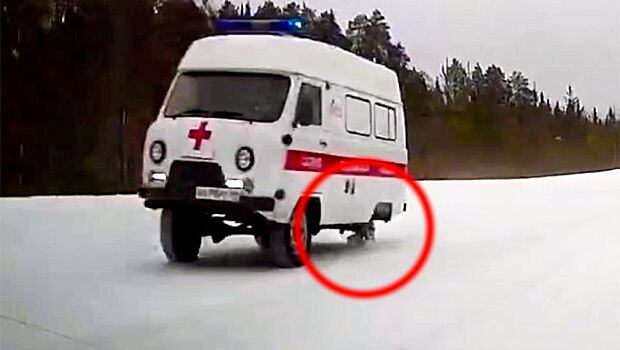 Минздрав объяснил заезд скорой без колеса в Коми