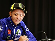 Многократный чемпион мира MotoGP Росси попал в аварию